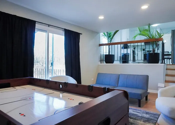 Jacuzzi Cul De Sac * Country Club Hills